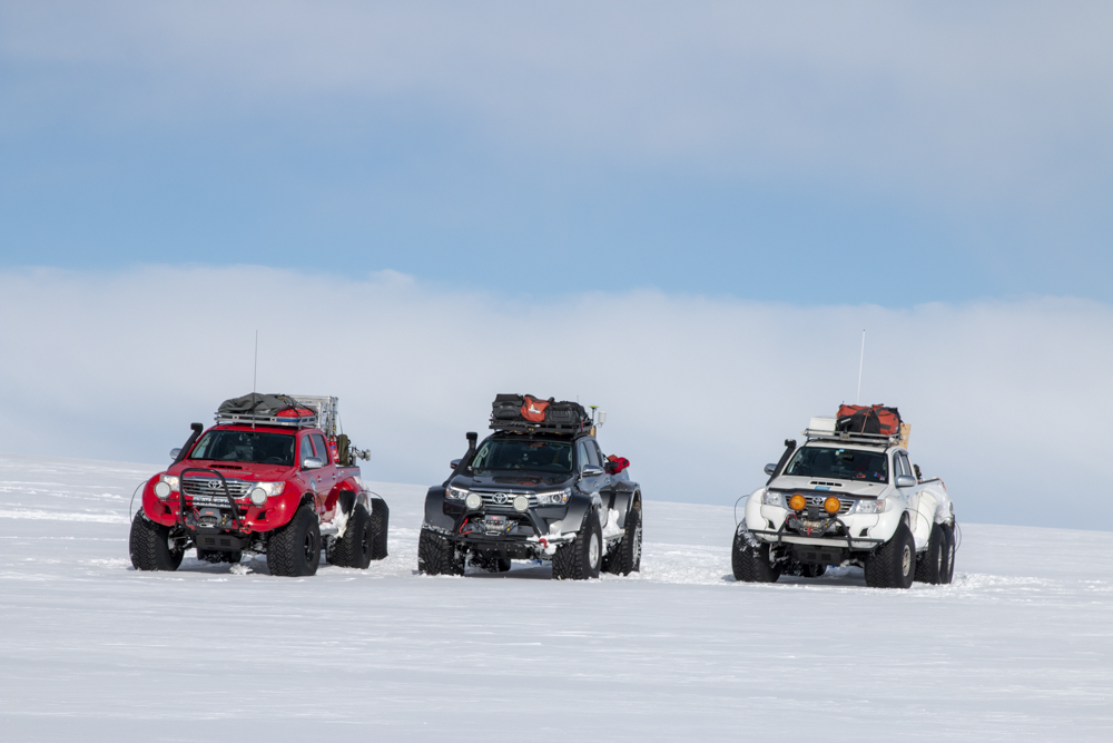 Terra Extrema Arctic Trucks takes on Greenland