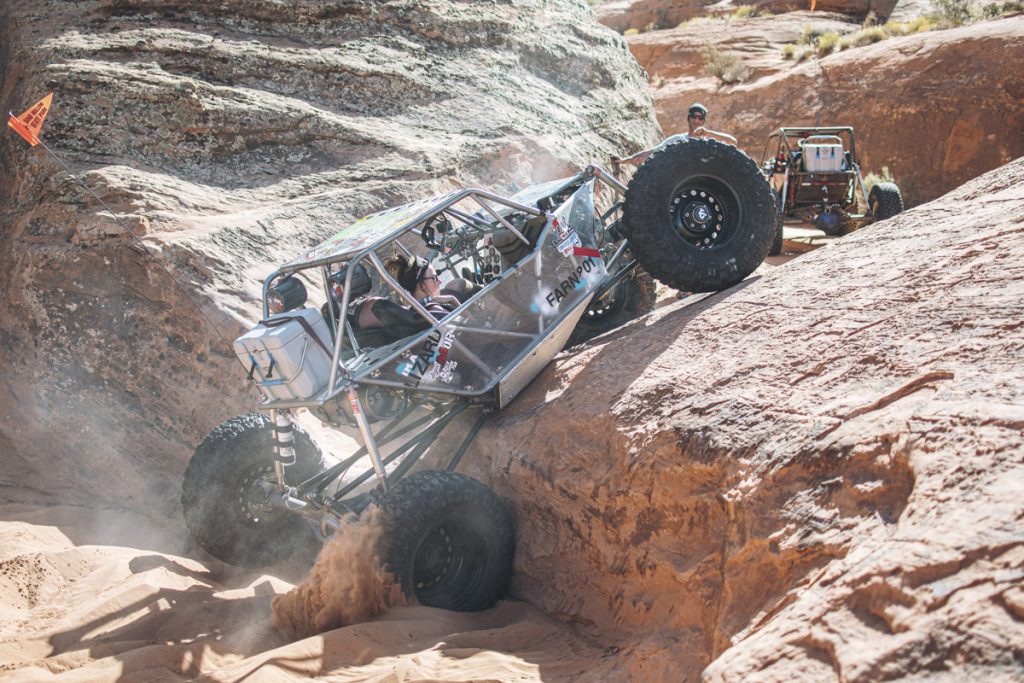 off road 4WD 4x4 magazine OG RockLizard climbing a wall in Sand Hollow